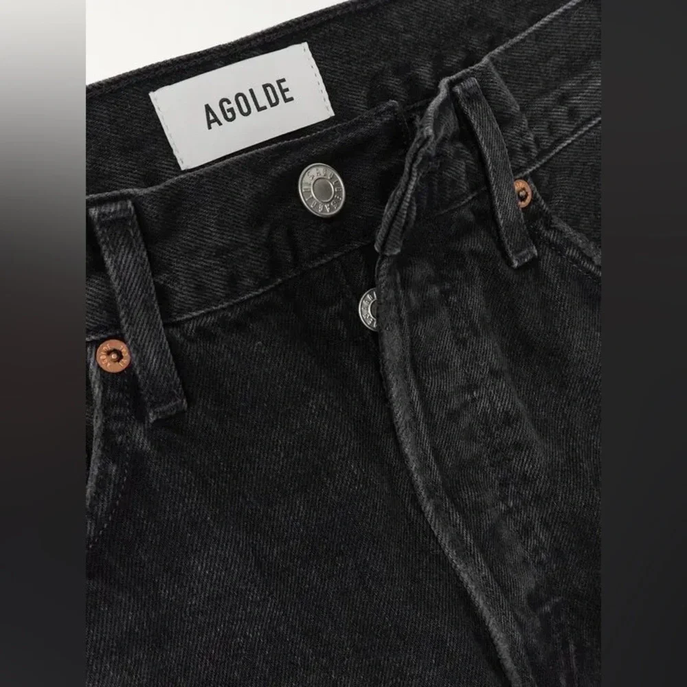 AGOLDE 90’s Mid-Ride Straight Jeans in Black Distressed‎